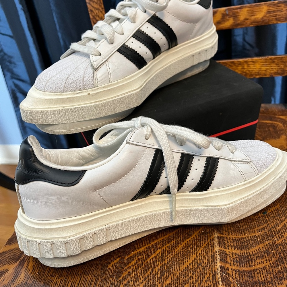 Beyoncé x Adidas Superstar Platform Pointed Toe Sneakers - Picture 5 of 7